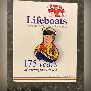 RNLI LIFEBOATS 175 YEARS  RARE COMMEMORATIVE ENAMEL LAPEL PIN - New On Card